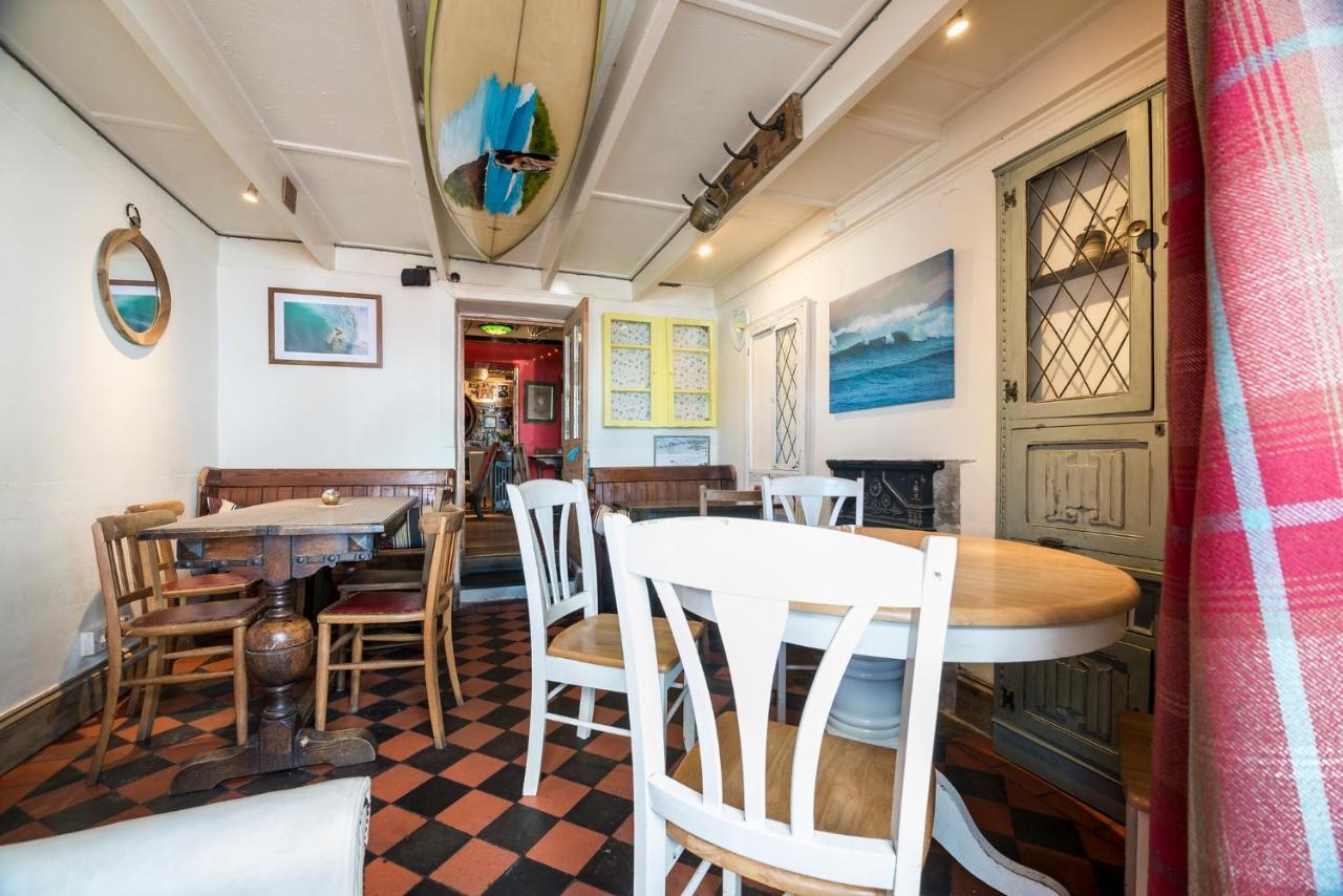 Manorbier Castle Inn Sunset Room 外观 照片