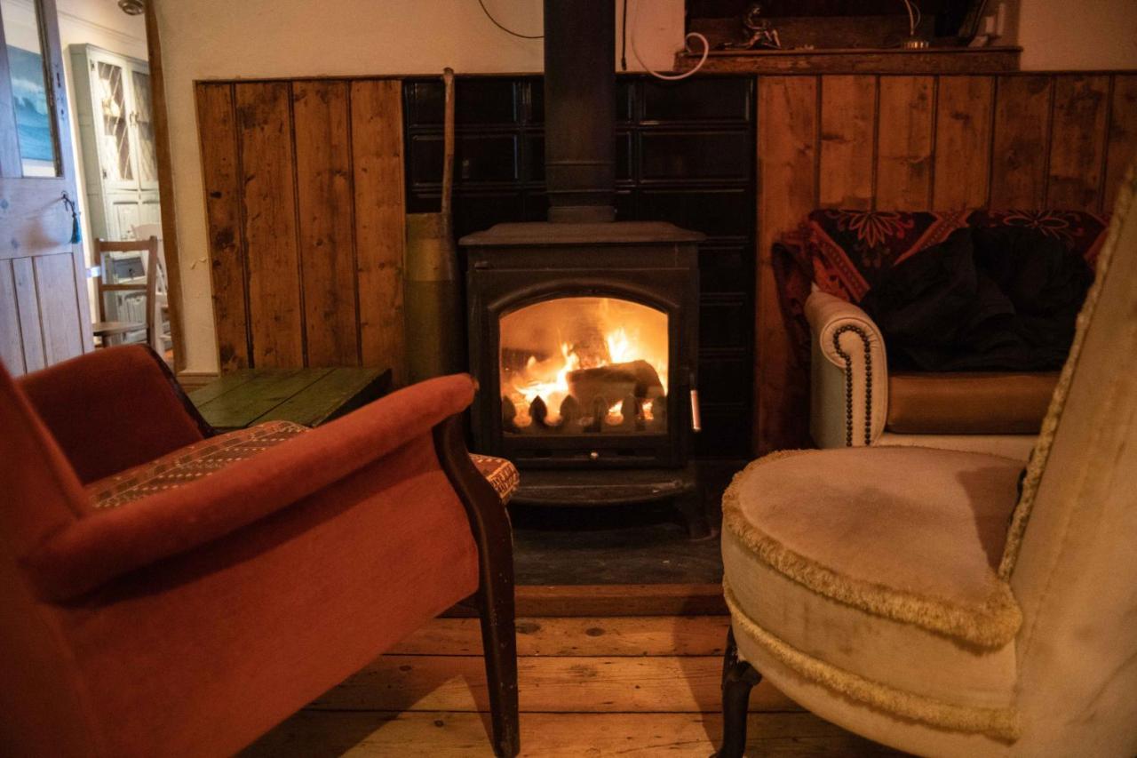 Manorbier Castle Inn Sunset Room 外观 照片