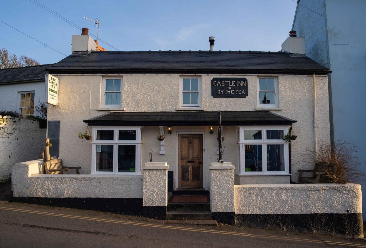 Manorbier Castle Inn Sunset Room 外观 照片